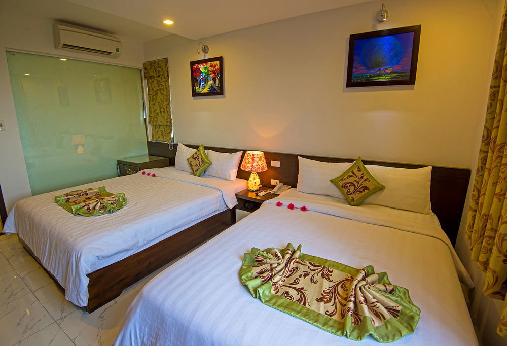 Waikiki Beach Hotel Đà Nẵng Exterior foto